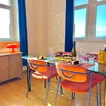 Apartment La Belle Breisach - Pop Et Arty - Near Colmar Volgelsheim
